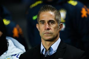 Malgré des points positifs, Sylvinho attend un changement au niveau de la mentalité.