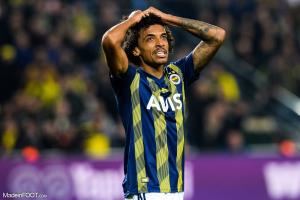 Luiz Gustavo trop cher pour l'OL.