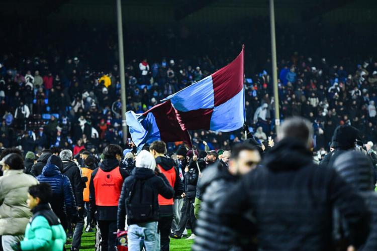 Coupe de France - Le héros de Bourgoin Mehdi Moujetzky raconte sa folle soirée face à l'OL