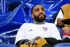 Lacazette trop juste pour l'Ajax ?