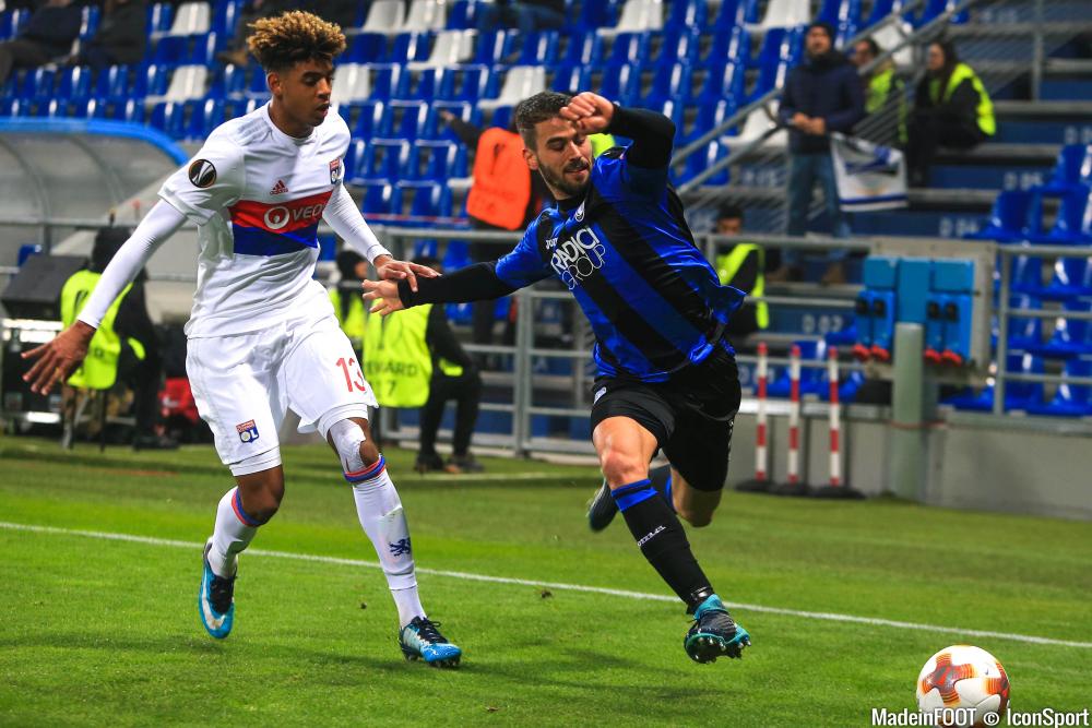 Willem Geubbels (à gauche), ici sur la pelouse de l'Atalanta Bergame.