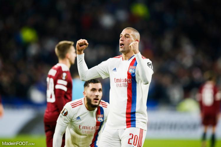 CAN - Slimani entré en jeu, l'Algérie chute face à la Guinée Équatoriale