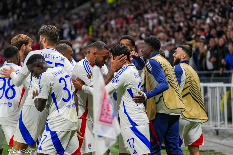 Ligue Europa - La composition officielle des Lyonnais pour affronter Besiktas !