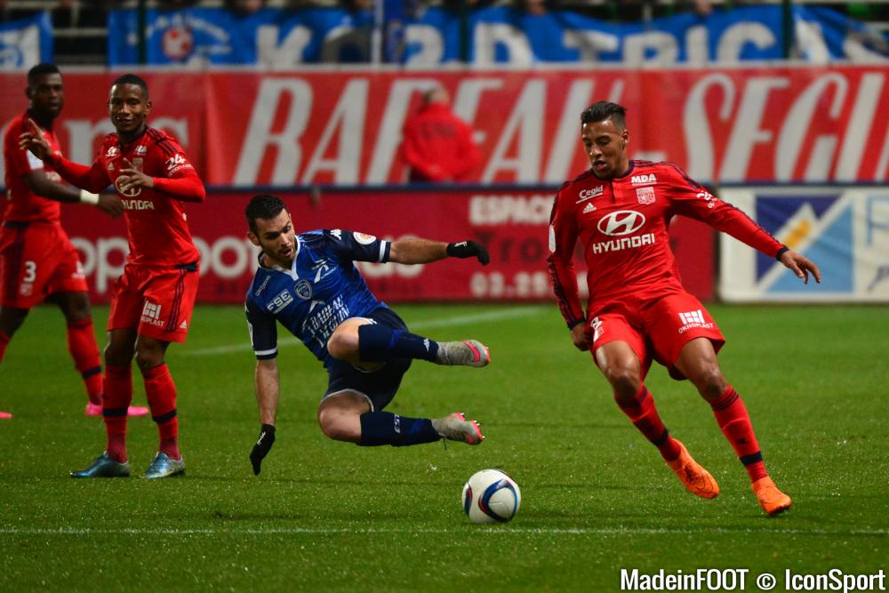 Les compos officielles du match entre l'OL et l'ESTAC Troyes.