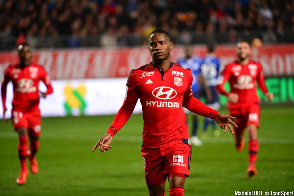 L'album photo du match entre l'ESTAC Troyes et l'OL.
