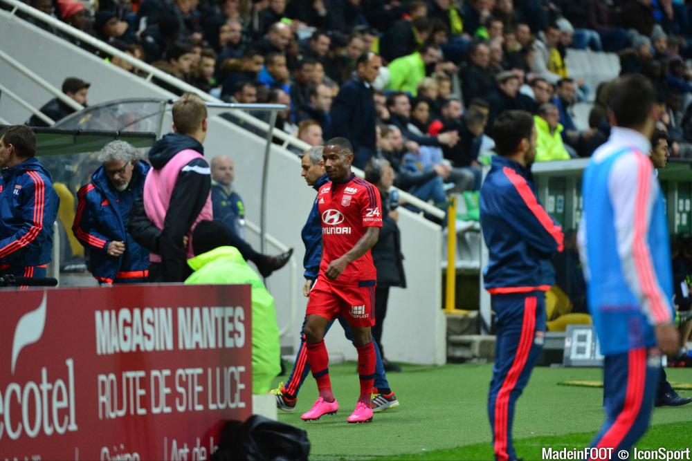 Claudio Beauvue est sorti du terrain sans saluer son entraîneur, mardi soir.