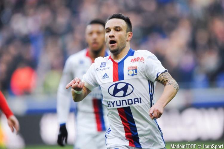 Anciens OL - Mathieu Valbuena revient sur l'affaire de la sex-tape et charge la FFF !