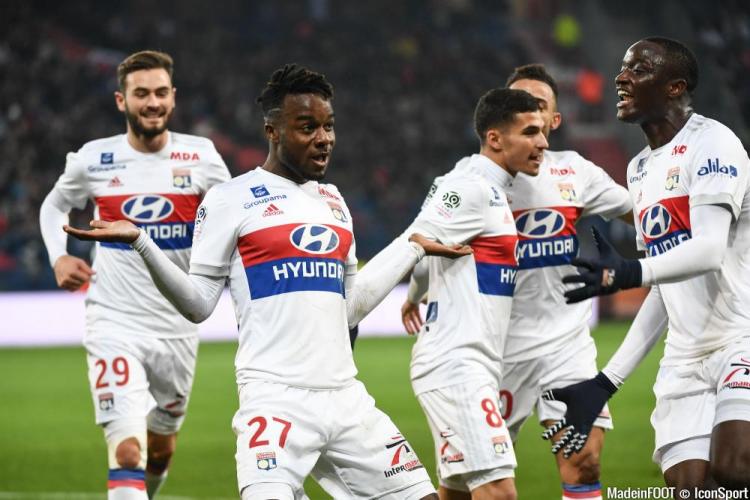 Anciens - Cet ex-joueur de l'OL en larmes après son premier but depuis sa grave blessure