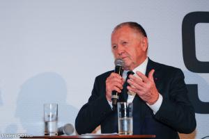 Aulas évoque une agression