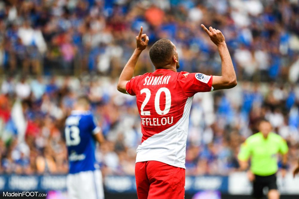 Islam Slimani signe à l'OL !