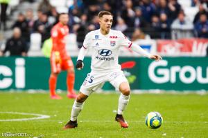 Maxence Caqueret, le milieu de terrain de l'Olympique Lyonnais.