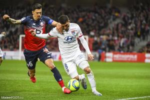 Houssem Aouar, le milieu de terrain de l'OL.