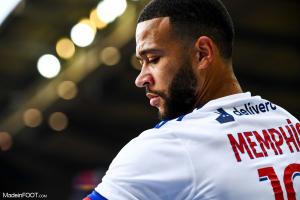 Depay se plaint de l'arbitrage