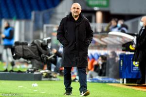 Antonetti sur le banc de touche