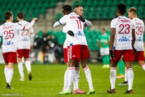 Les joueurs lyonnais célébrant un but