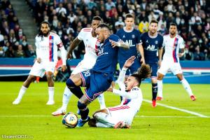 Malo Gusto, le jeune défenseur de l'Olympique Lyonnais.