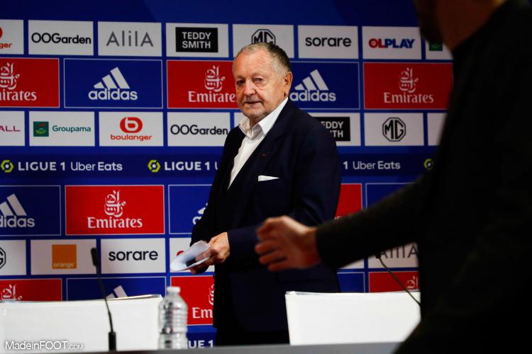 OL - Jean-Michel Aulas prend la défense de Bradley Barcola face aux supporters lyonnais