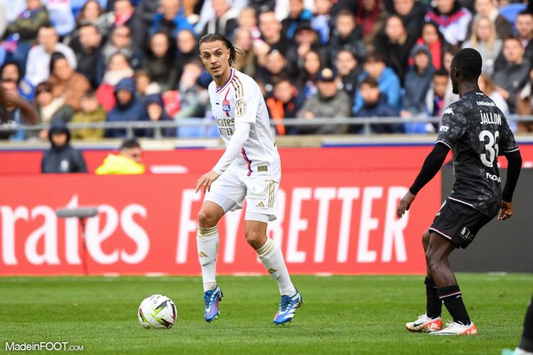 OL - Maxence Caqueret analyse la première victoire lyonnaise de la saison