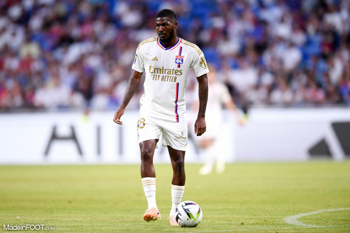 OL - Alexandre Lacazette a facilité l'intégration d'Ainsley Maitland-Niles