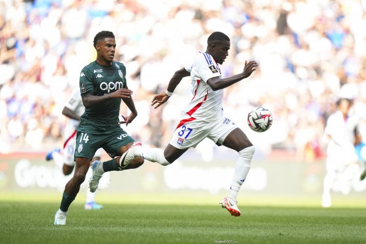 Mercato - De nouvelles révélations sur le transfert avorté d'Ernest Nuamah à Fulham