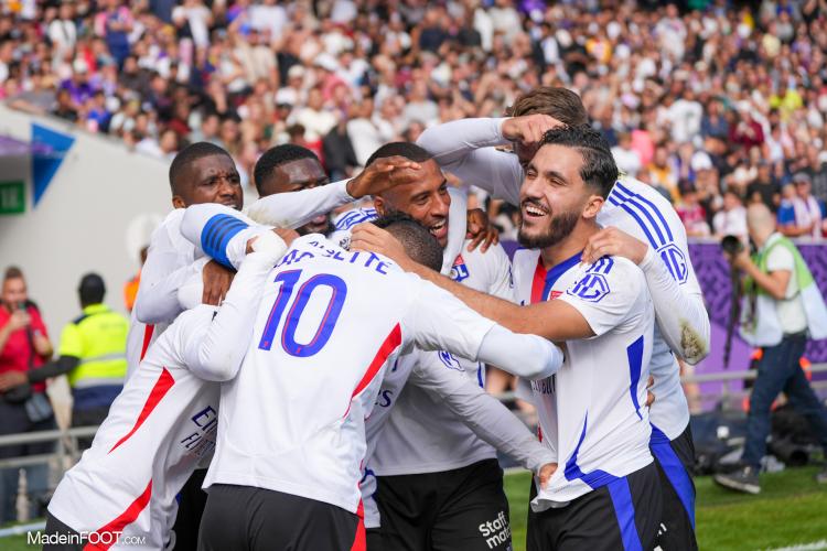 OL - Malgré de nombreuses arrivées, l'OL est loin du podium des effectifs de Ligue 1