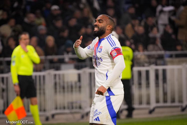 OL - Alexandre Lacazette en colère après la victoire face au MHSC ! (vidéo)