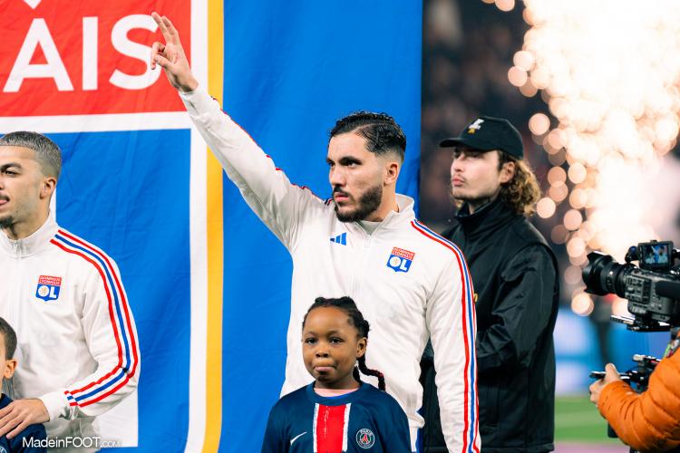 Mercato - L'OL décline une offre de 20 millions d'euros d'un club italien pour Rayan Cherki !