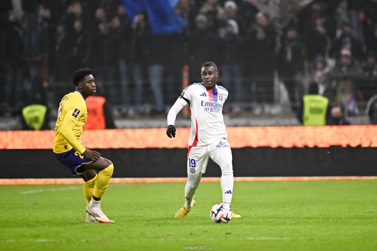 Ligue 1 - Les notes de l'OL face au TFC : peu inspiré, Lyon concède le nul contre Toulouse