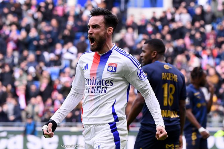 OL - Nicolas Tagliafico se plaint de l'arbitrage contre l'OL cette saison