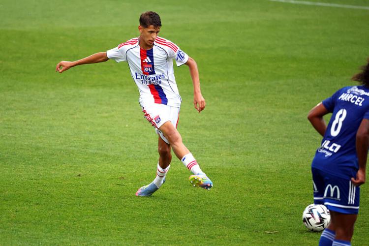 OL - Khalis Merah évoque sa relation privilégiée avec Corentin Tolisso