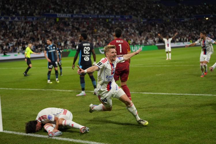 OL - Khalis Merah débute face au FC Metz, Pavel Sulc sur le banc