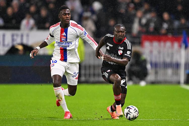 Mercato - Moussa Niakhaté pousse pour l'arrivée d'Axel Disasi à l'OL