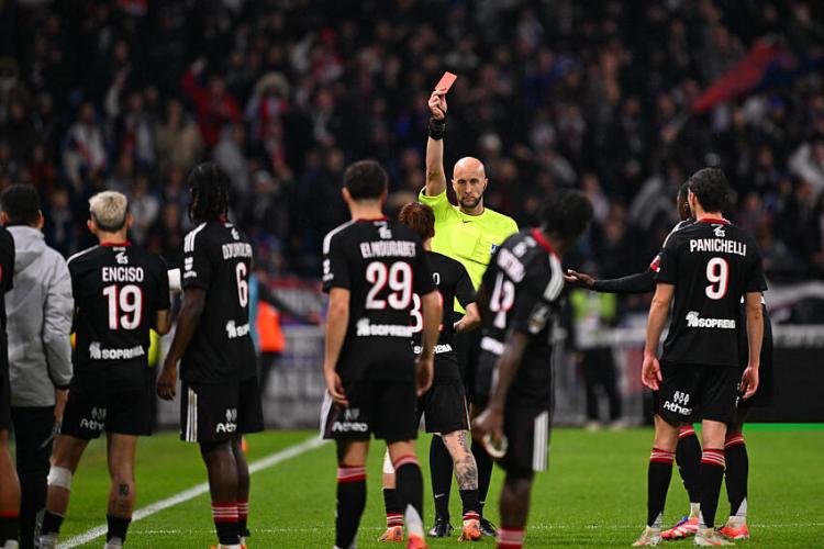 Ligue 1 - La direction de l'arbitrage confirme le carton rouge donné suite à la blessure de Malick Fofana