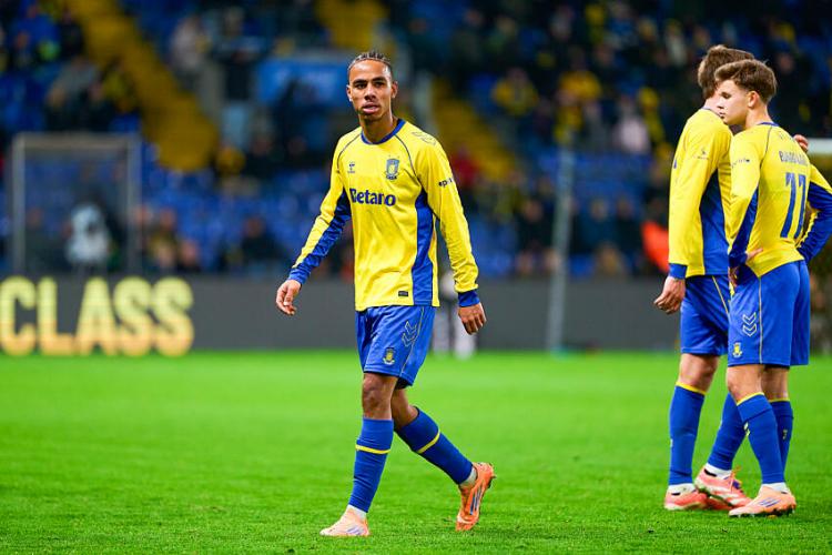 Mercato - L'OL s'offre le joli coup Noah Nartey ! (officiel)