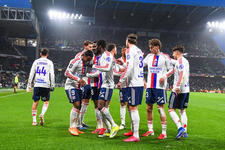 OL - Le Groupama Stadium quasi vide pour affronter Laval ? Le coup de gueule des Bad Gones