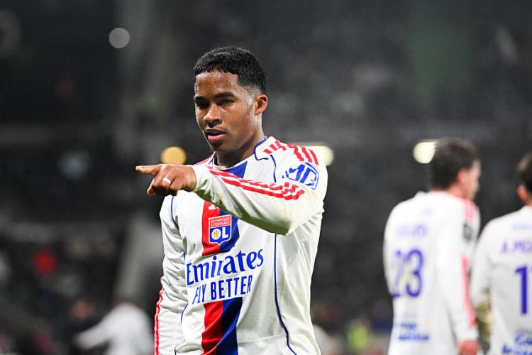 PSG - Achraf Hakimi réagit après son recadrage envers Endrick !