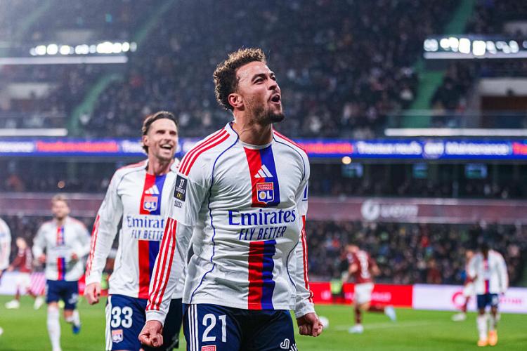 Mercato - L'OL négocie avec un club de Premier League pour la vente de Ruben Kluivert