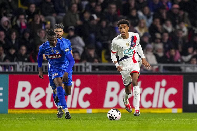Mercato - Bradley Barcola a joué un rôle majeur pour l'arrivée de Noham Kamara à l'OL