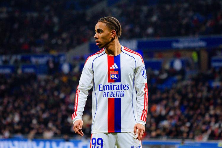 Ligue 1 - Un joueur de l'OL remporte le trophée de 