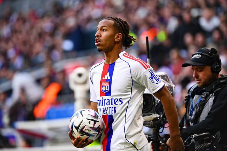 OL - Séance de dédicace, photos... la magnifique surprise de Steeve Kango à son club formateur !