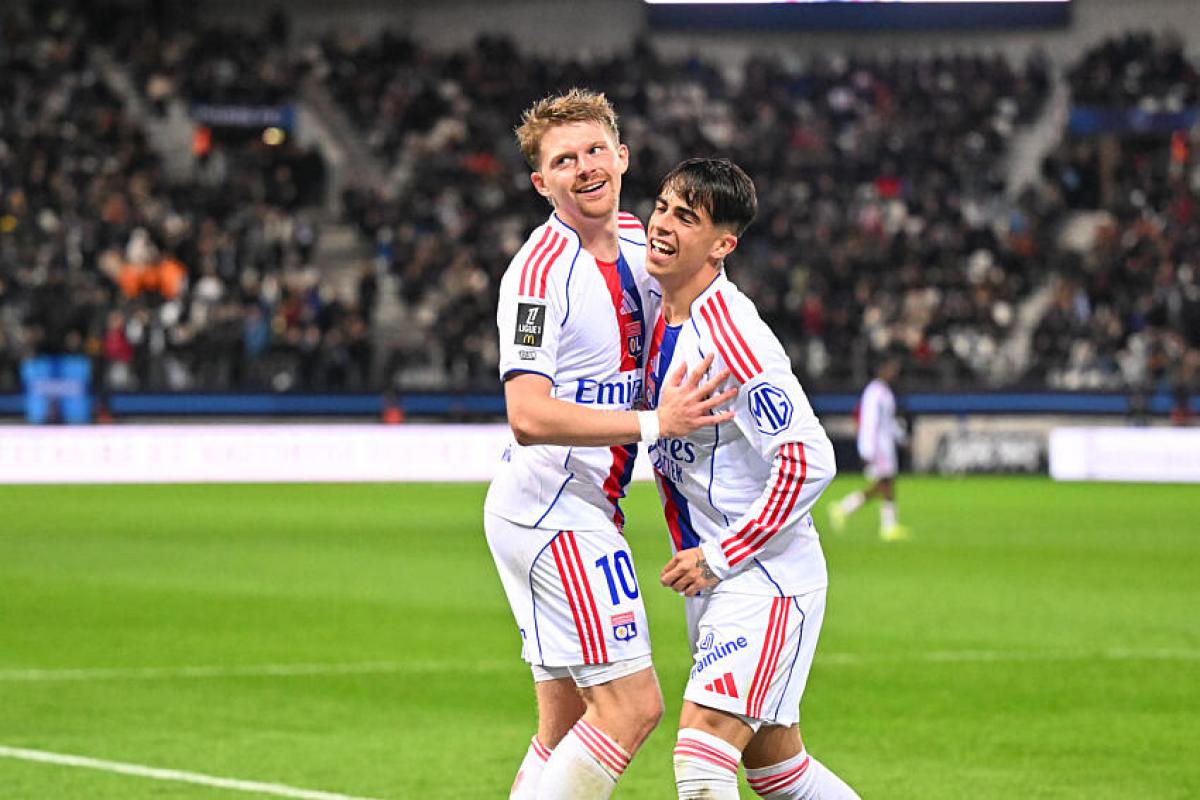 OL - L'OL dévoile son sublime maillot extérieur pour la saison 2026-2027