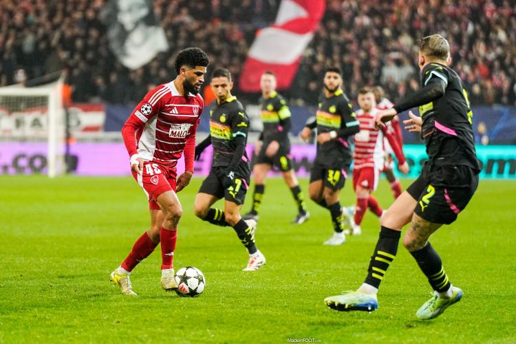 Stade Brestois - Le gros chambrage de Mahdi Camara après son but face à l'OL ! (vidéo)