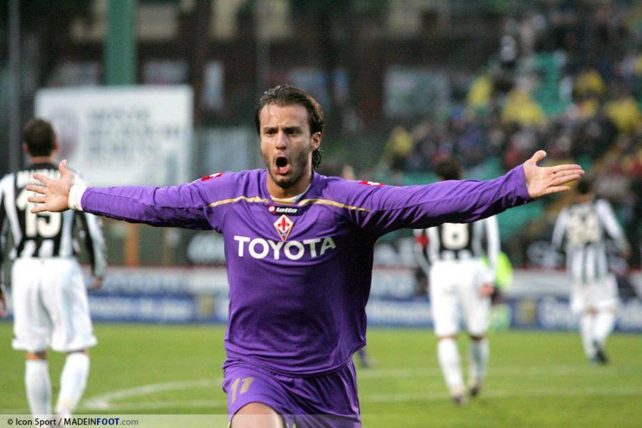 Gilardino intéresse l'OL et l'OM