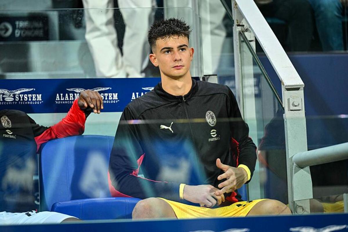 Mercato - L'AC Milan met en garde l'OL pour Lorenzo Torriani